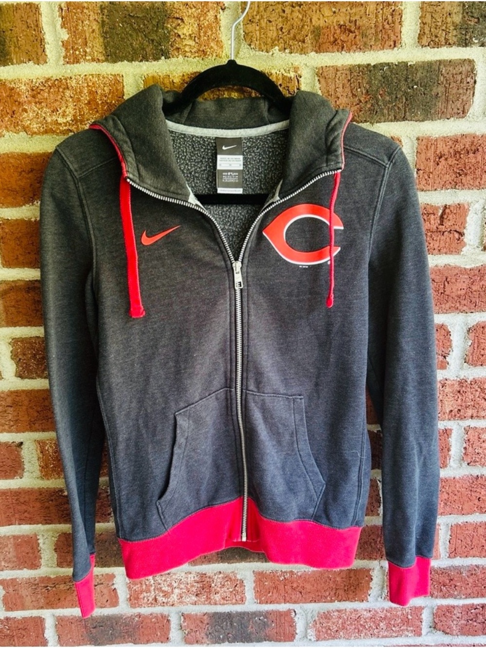 Nike  Cincinnati Reds Hoodie Kids Medium Adult Small Unisex Jacket/ Hoodie
